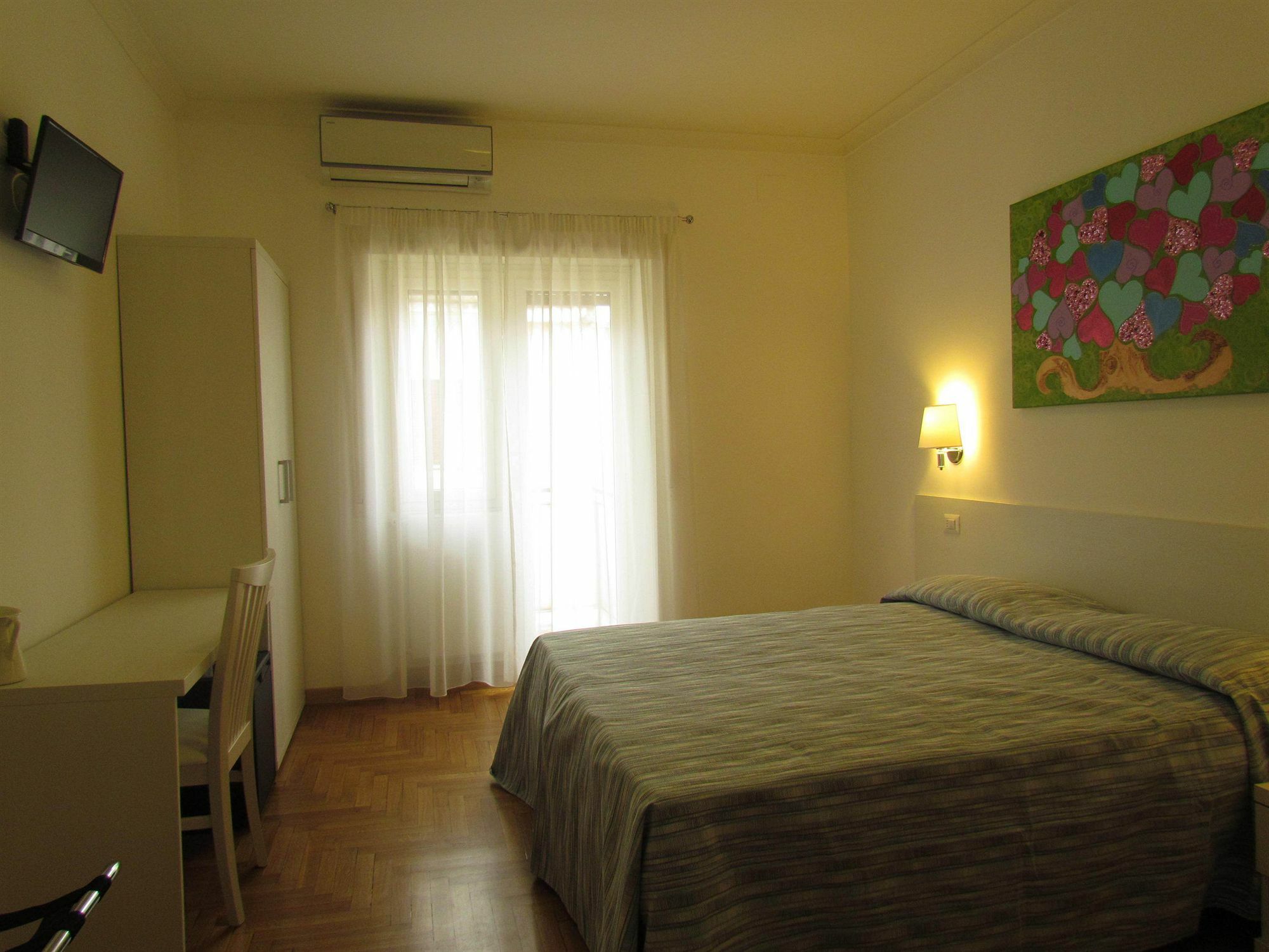 Buonarroti Guest House โรม ภายนอก รูปภาพ
